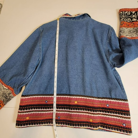 Chico's Design Denim Jacket, Women 1(Med), Cotton, Embroidered Embellishment EUC - Picture 9 of 10